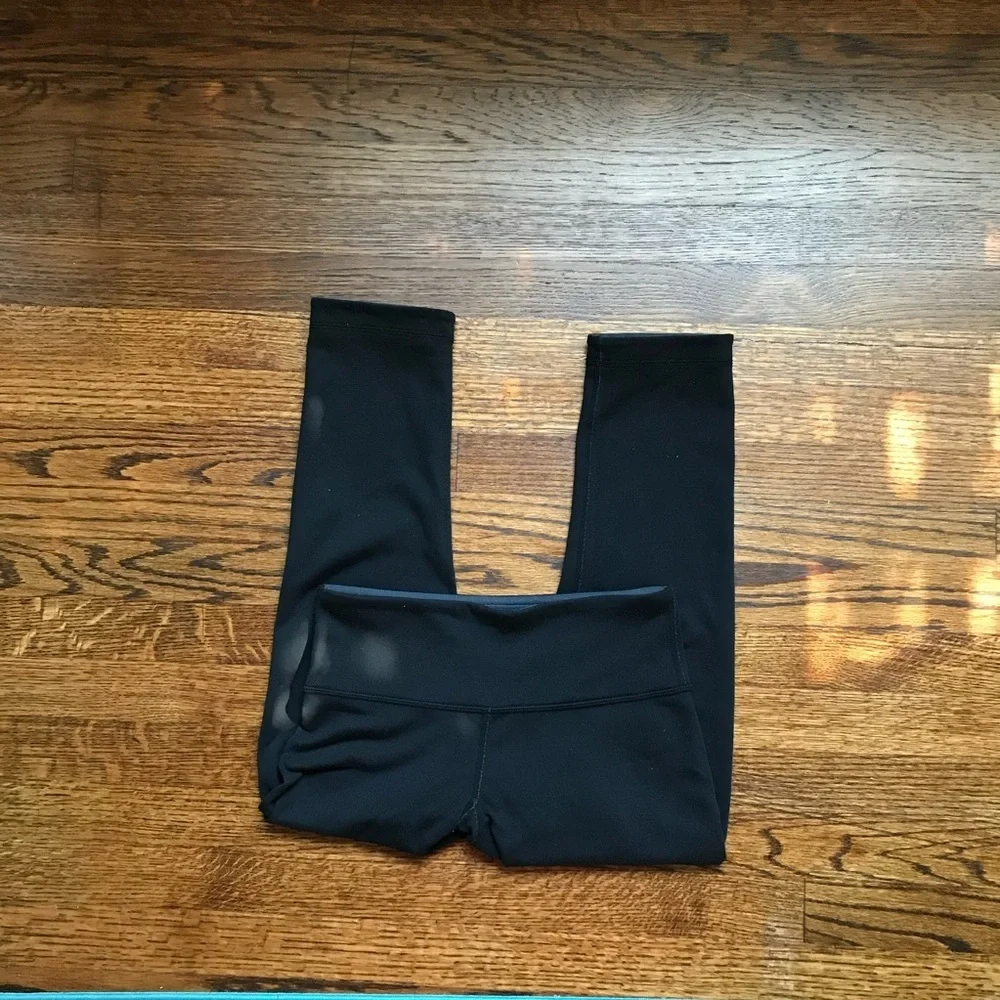 Lululemon reversible Capri leggings